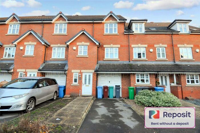 3 Bedroom Detached House To Rent In Fog Lane, Manchester M19