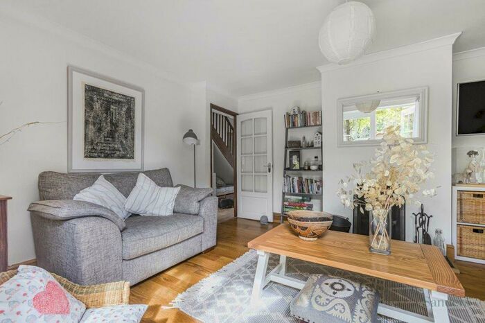 3 Bedroom Property To Rent In Pennymead, Harlow, Essex, CM20