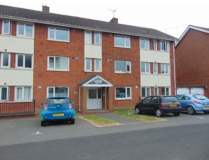 3 Bedroom Apartment For Sale In Bristol Road South, Longbridge, Birmingham, B31