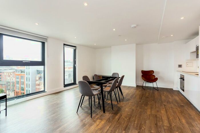 2 Bedroom Apartment To Rent In Finzels Reach Bristol, BS1