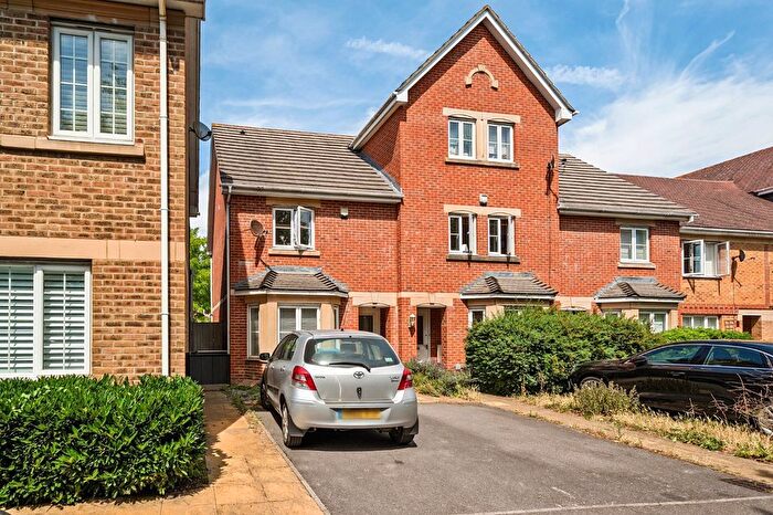 2 Bedroom Detached House To Rent In South Road, Wimbledon, London, SW19