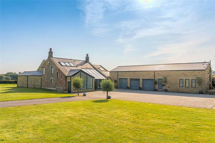 8 Bedroom Detached House For Sale In Haggs Road, Follifoot, Harrogate, HG3