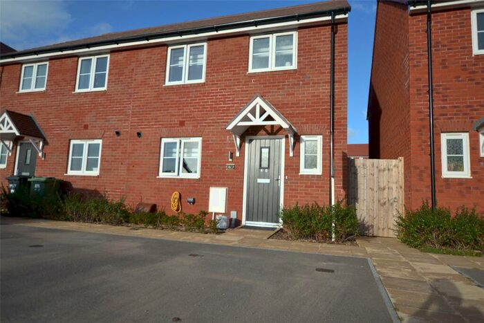 3 Bedroom Semi-Detached House To Rent In De Lisle Bush Way, Great Oldbury, Stonehouse, GL10