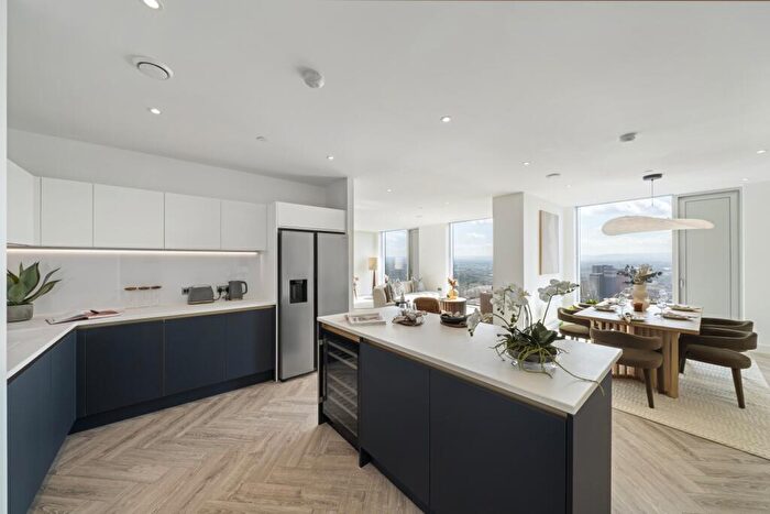 3 Bedroom Penthouse To Rent In Cortland At Colliers Yard, Salford, M3