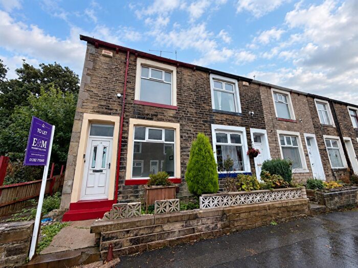 3 Bedroom End Of Terrace House To Rent In Clover Hill Road, Nelson, BB9