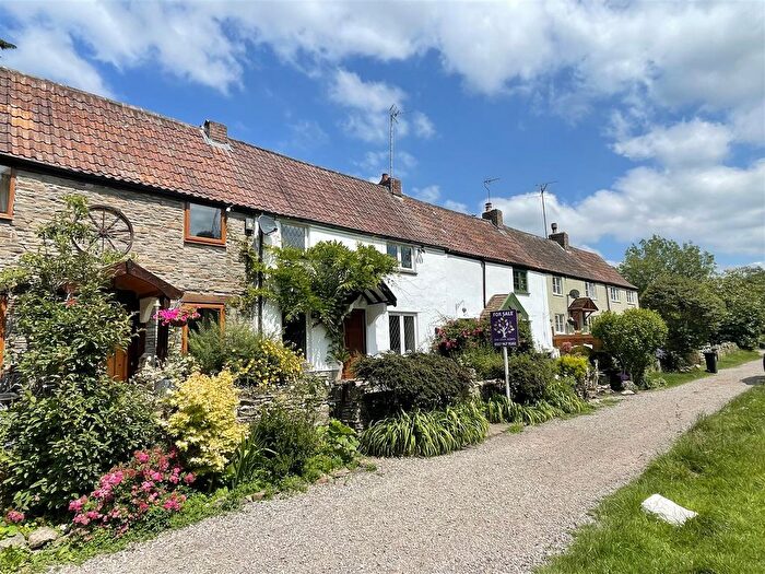 3 Bedroom Cottage For Sale In Riverside Cottages, Hanham, BS15