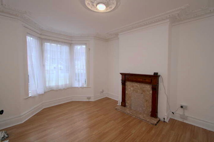 4 Bedroom Terraced House To Rent In Ulverston Road, E17