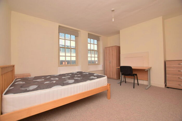 7 Bedroom Terraced House To Rent In Charles Street, BS1