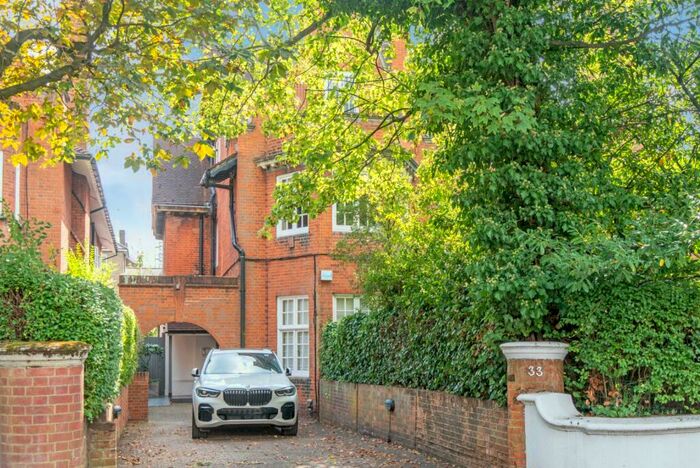 2 Bedroom Apartment To Rent In Eton Avenue, Belsize Park, London, NW3