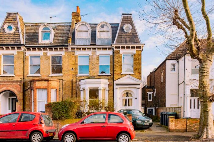 Studio To Rent In Ferme Park Road, Finsbury Park, N4