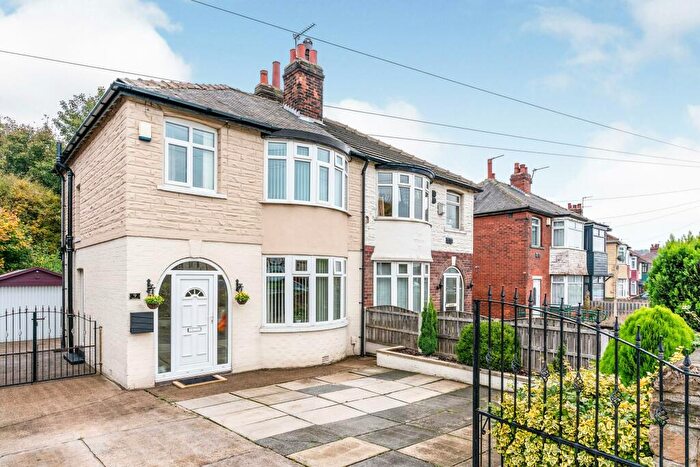 3 Bedroom House To Rent In Selby Road, Leeds, LS9