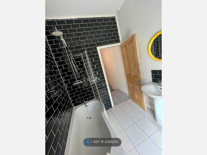 2 Bedroom Terraced House To Rent In Hawksley Street, Oldham, OL8