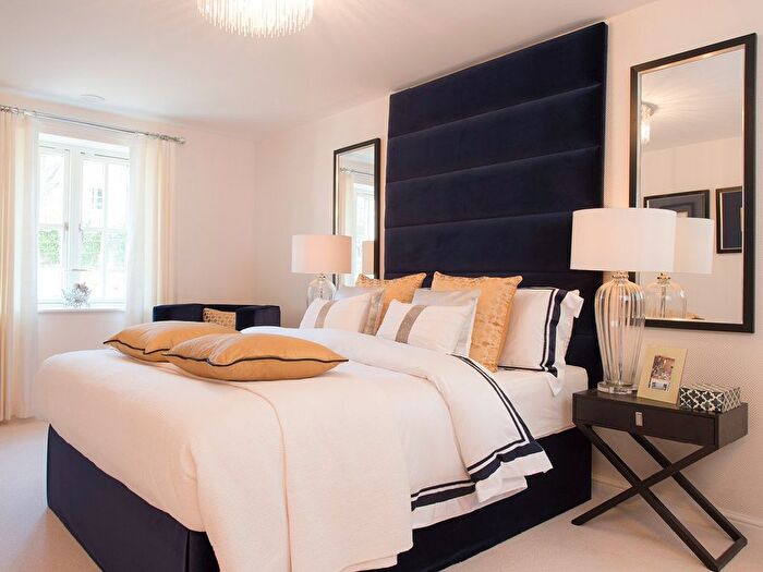 1 Bedroom Flat To Rent In The Triangle, Cobden Avenue, Southampton, SO18