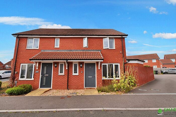 4 Bedroom Semi-Detached House For Sale In Melrose Avenue, Exeter, EX1