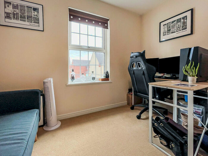 2 Bedroom Apartment To Rent In Thursday Street, Swindon, Wiltshire, SN25