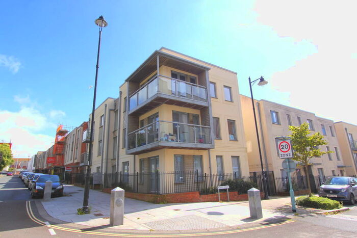 1 Bedroom Apartment To Rent In Granby Way, Devonport, PL1