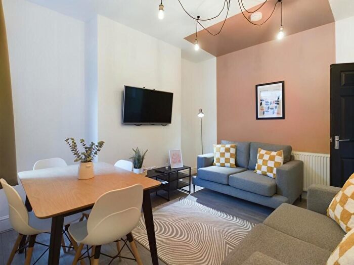 4 Bedroom Flat To Rent In Adelaide Road, Liverpool, L7