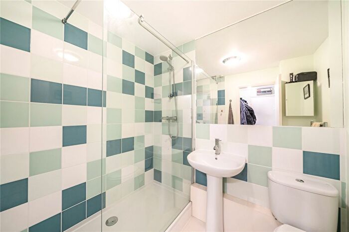 1 Bedroom Flat For Sale In Henry Doulton Drive, London, SW17
