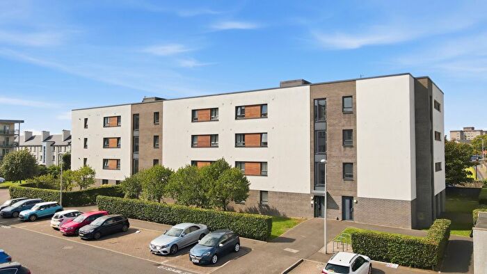 2 Bedroom Flat For Sale In / Arneil Place, Edinburgh, EH5