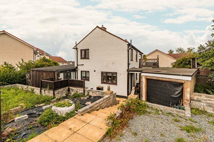 4 Bedroom Detached Villa For Sale In Greendykes Road, Edinburgh, EH16