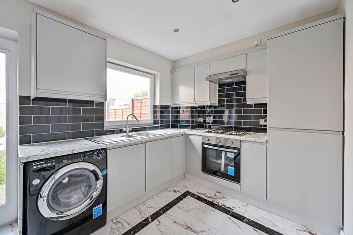 4 Bedroom Terraced House To Rent In Bailey Close, Thamesmead, London, SE28