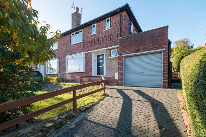 3 Bedroom Semi-Detached House To Rent In Carter Knowle Avenue, S11