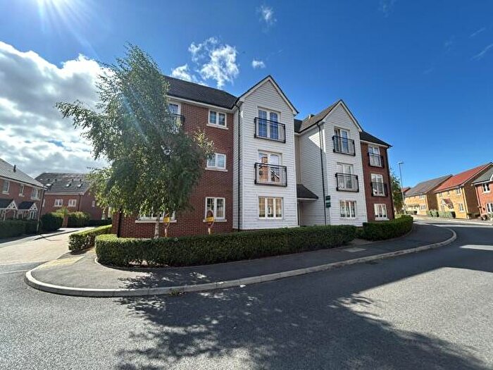 2 Bedroom Apartment For Sale In Deerhurst Road Monksmoor Daventry, NN11