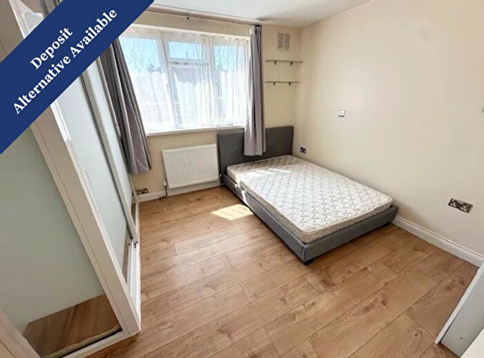 1 Bedroom Studio To Rent In Montrose Avenue, Edgware, HA8