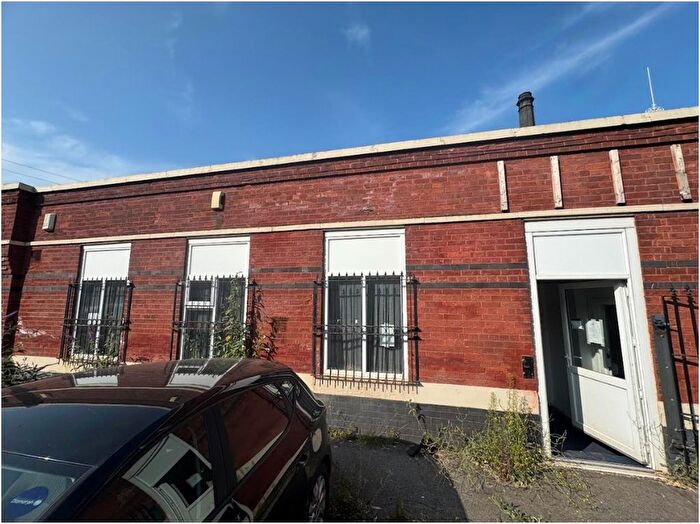 1 Bedroom Detached House To Rent In Water Street, Stockport, SK1