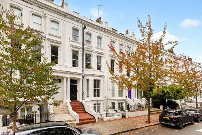 1 Bedroom Flat To Rent In Russell Road, London, W14