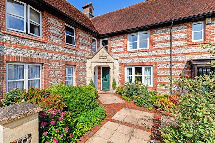 2 Bedroom Flat For Sale In Winterbourne Earls, Salisbury, SP4