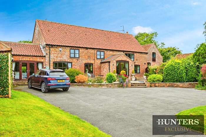 4 Bedroom Barn Conversion For Sale In Main Street, Ruston Parva, Driffield, YO25