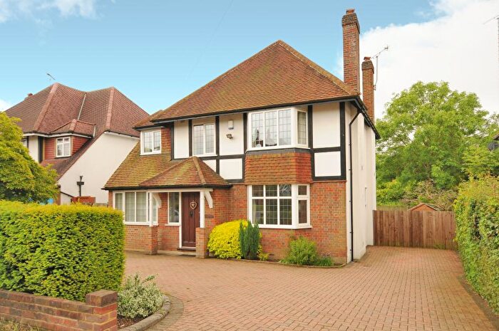 4 Bedroom Detached House To Rent In Batchworth Lane, Northwood, HA6