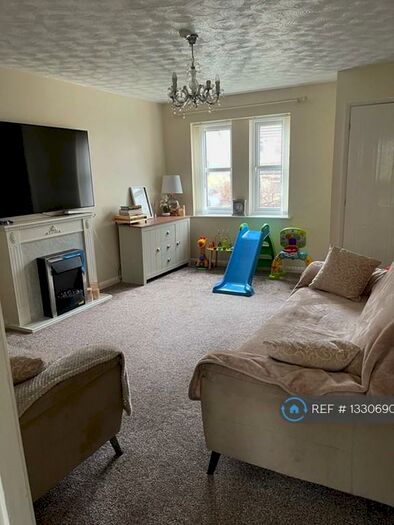 3 Bedroom Semi-Detached House To Rent In Aspen Drive, Burnley, BB10