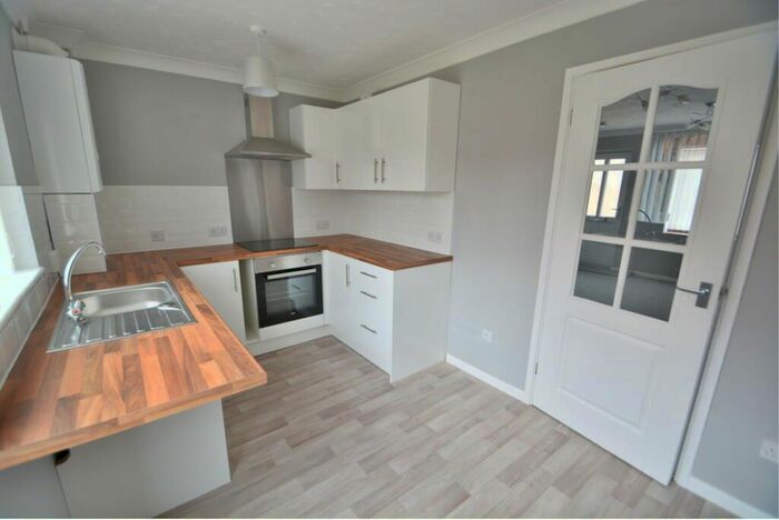 2 Bedroom Semi-Detached House To Rent In Bowlwell Avenue, Nottingham, NG5