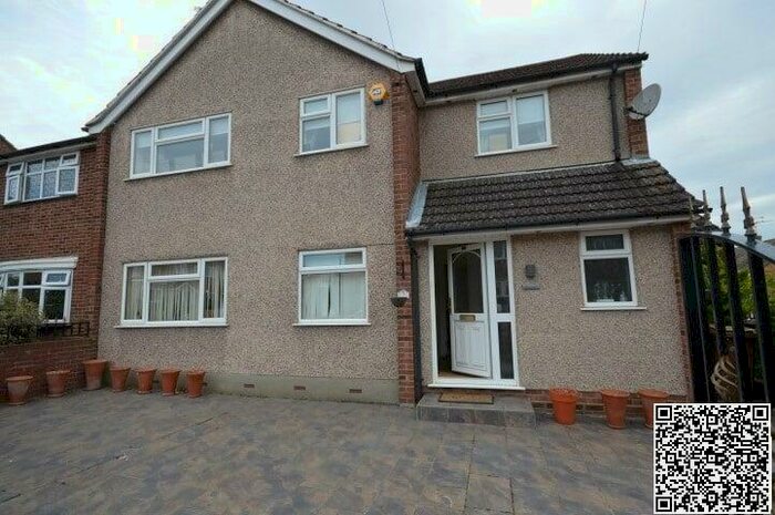 4 Bedroom Semi-Detached House To Rent In Lucas Avenue, Chelmsford, CM2