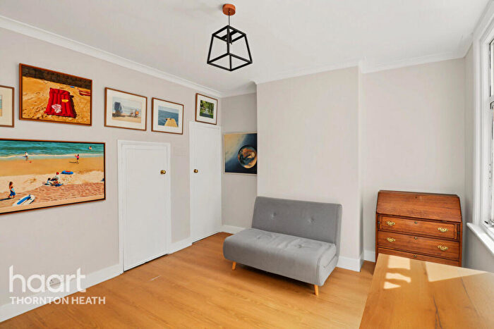 2 Bedroom Terraced House For Sale In Osborne Road, Thornton Heath, CR7