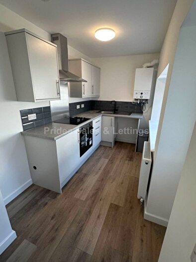 3 Bedroom Terraced House To Rent In Kirkby Street, Lincoln, LN5