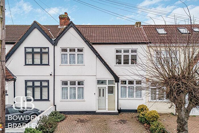 3 Bedroom Terraced House For Sale In Coniston Gardens, Redbridge, IG4