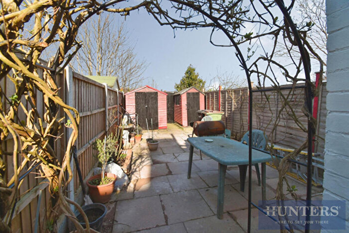 3 Bedroom Terraced House For Sale In Kirkdale Road, Wigston, LE18
