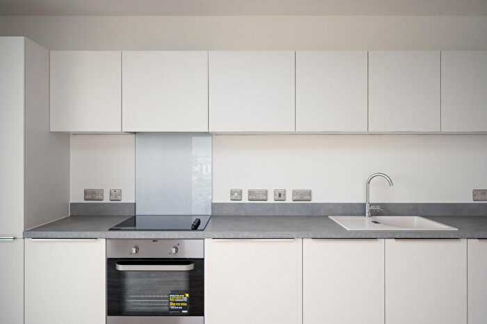 3 Bedroom Flat To Rent In The Kell, Gillingham Gate Road, Gillingham, ME4