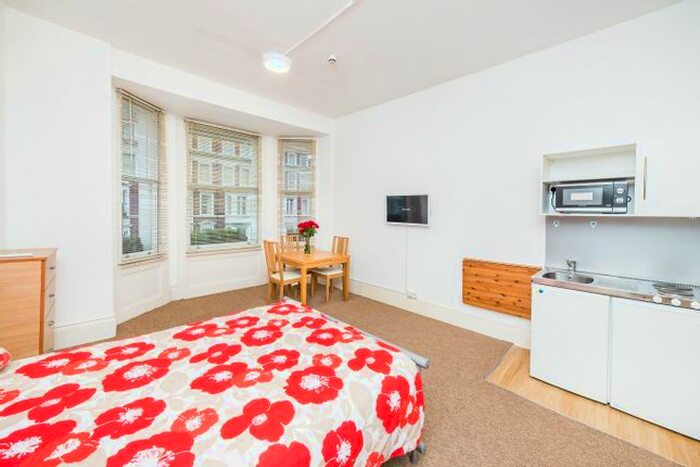 Studio To Rent In Cromwell Road, London, SW7