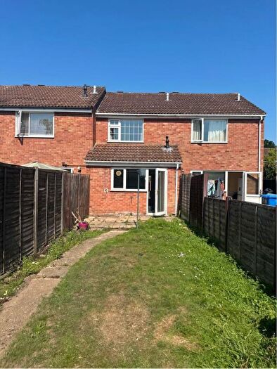 2 Bedroom Town House To Rent In Amderley Drive, Norwich, NR4