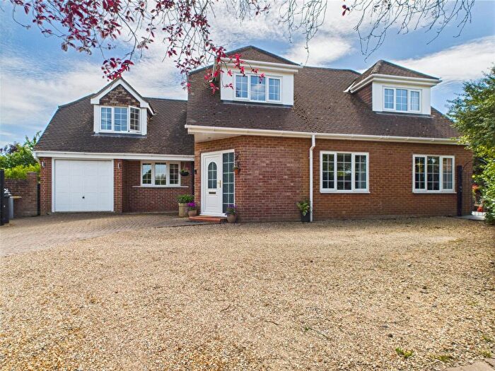 4 Bedroom Detached House For Sale In The Street, Bramley, Tadley, Hampshire, RG26