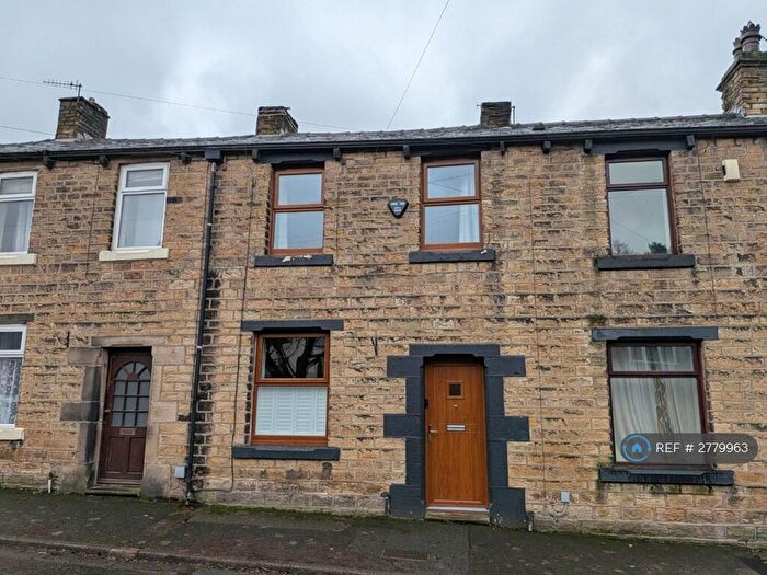 2 Bedroom Terraced House To Rent In Armit Road, Oldham, OL3