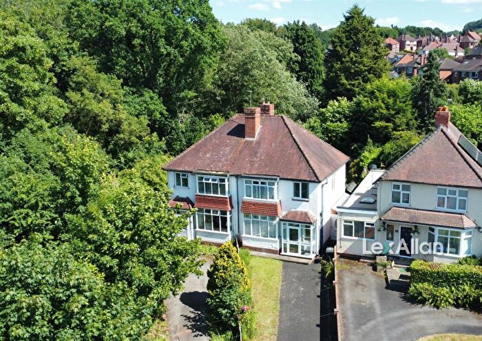 3 Bedroom Semi-Detached House For Sale In Ham Lane, Pedmore, Stourbridge, DY9