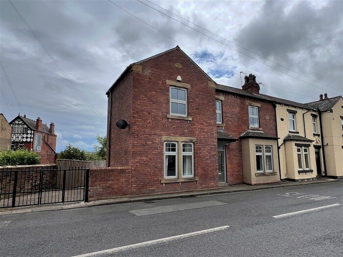 3 Bedroom Semi-Detached House To Rent In New Road, Horbury, WF4