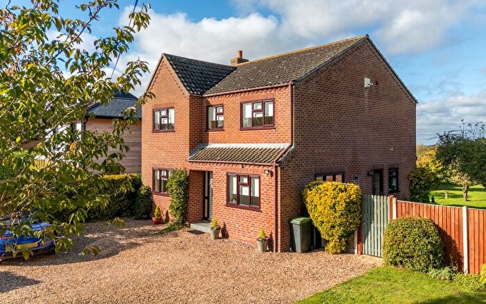 3 Bedroom Detached House For Sale In Lion Road, Palgrave, Diss, IP22