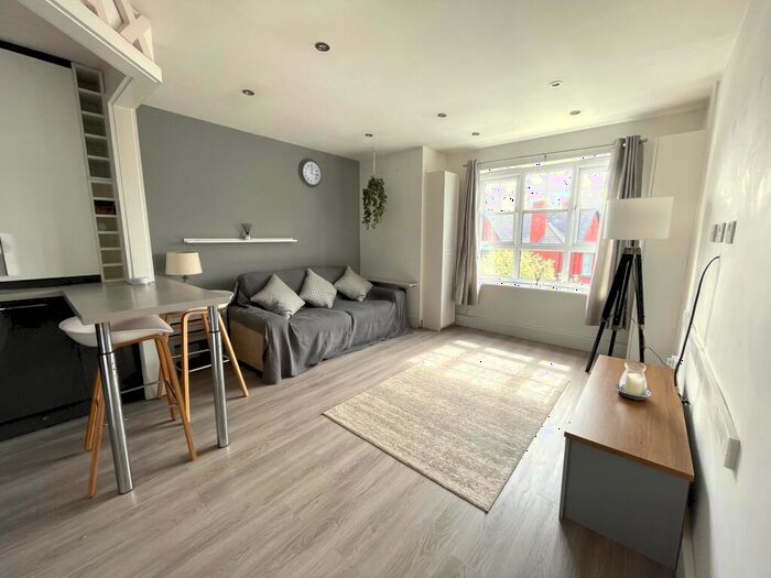 2 Bedroom Apartment To Rent In Bethal Grove, Liverpool, L17