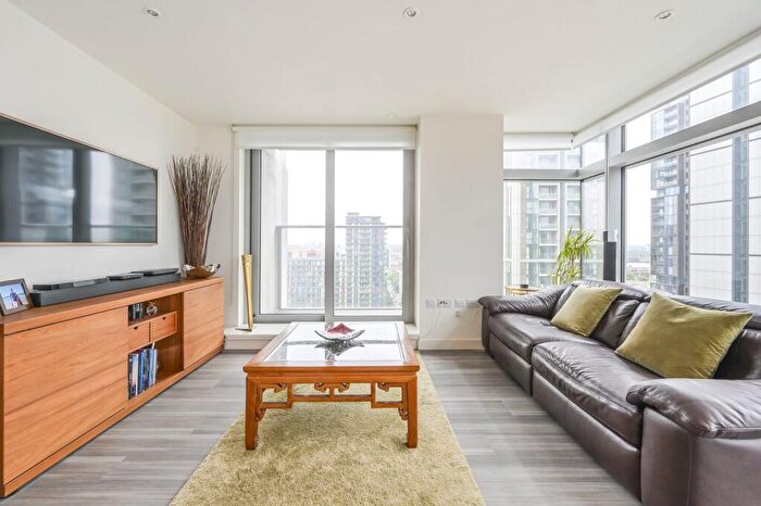 2 Bedroom Flat To Rent In Pan Peninsula, Canary Wharf, London, E14